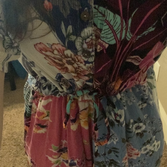 Cute pattern jump suit - Picture 2 of 3